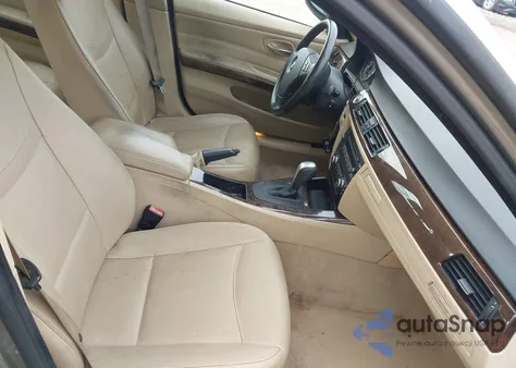 2009 BMW 328I xDrive z USA, uszkodzony, nr VIN WBAPK53599A643674